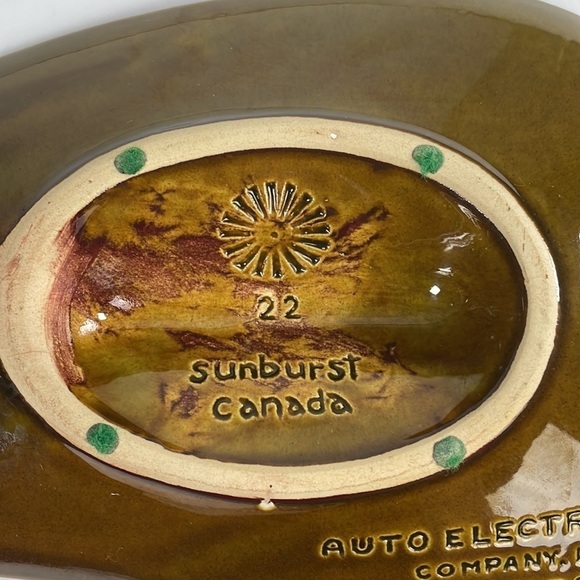 Advertising Ashtray by Sunburst Canada made for Auto Electric Services - Picture 6 of 11